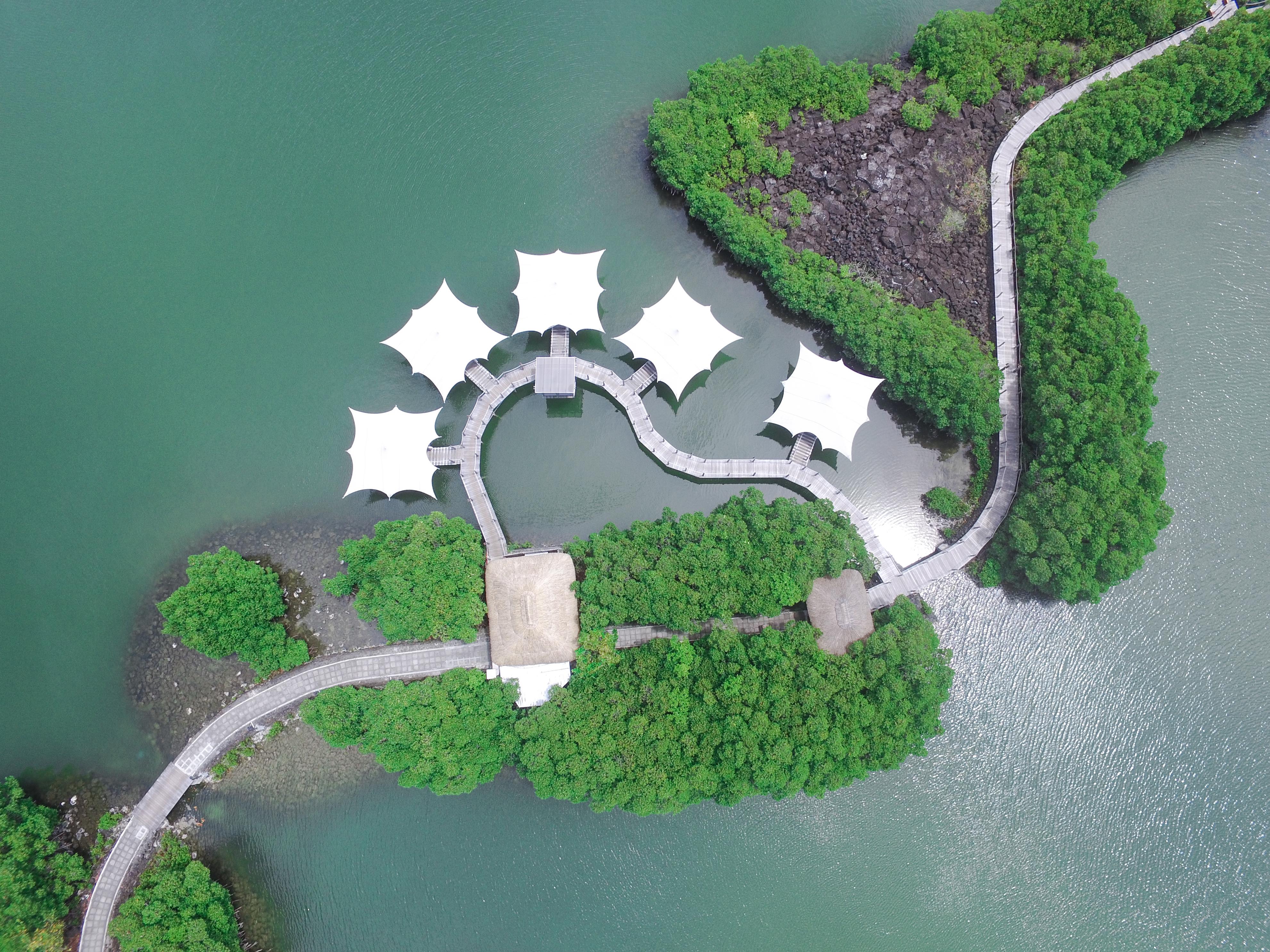 Constance Prince Maurice Poste de Flacq Eksteriør bilde Aerial view of the lake