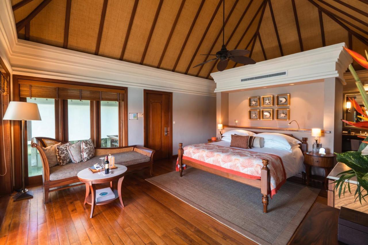 Constance Prince Maurice Poste de Flacq Eksteriør bilde A bedroom at the resort